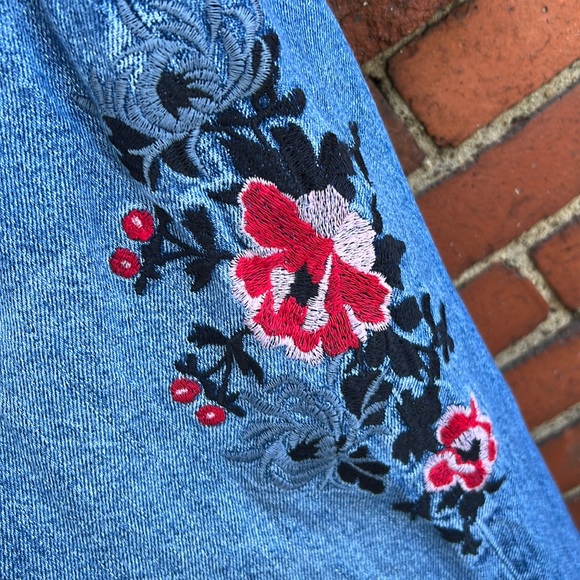 H&M LOGG Floral Embroidered Jeans - Picture 6 of 8